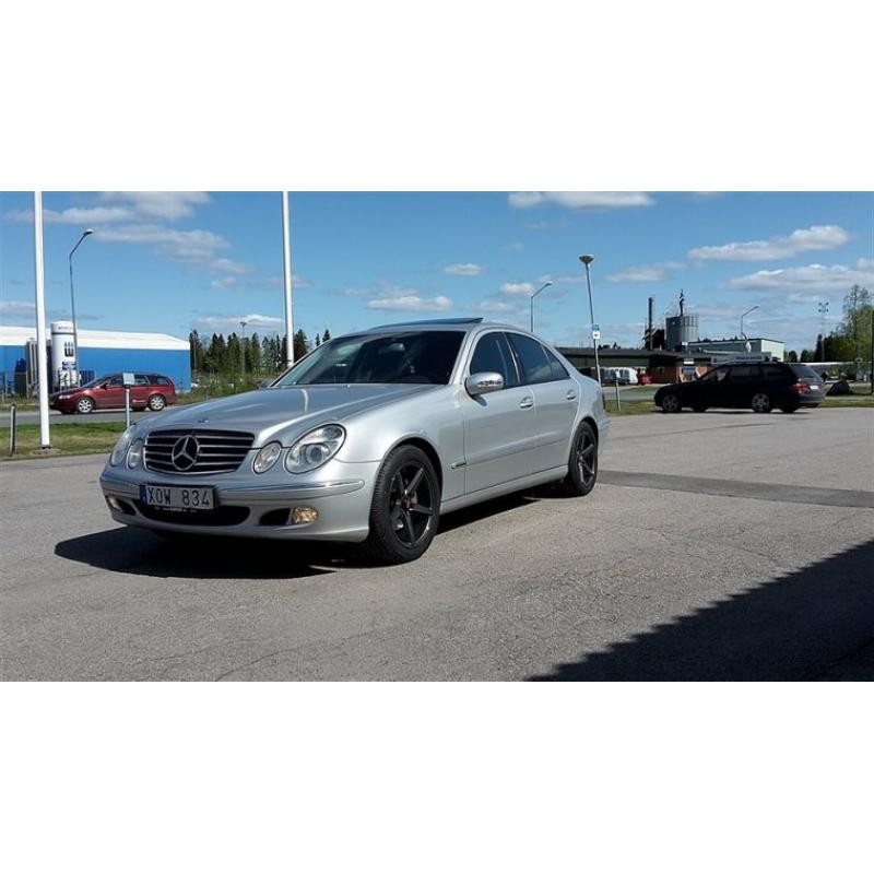 Mercedes-Benz E 270 -04