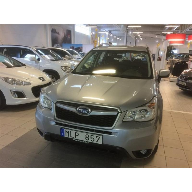 Subaru Forester 2.0D XS -13