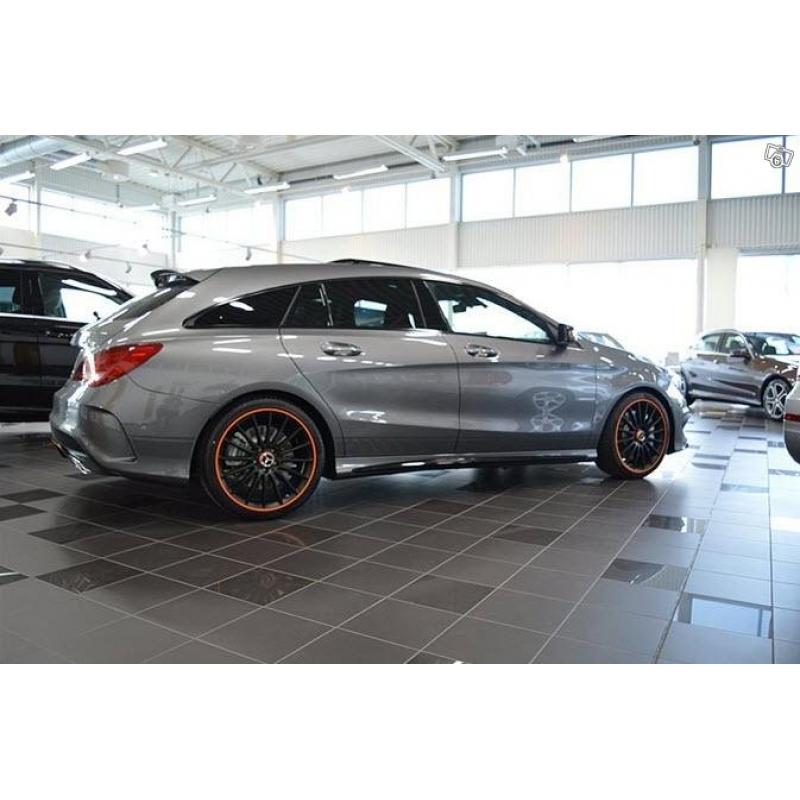 Mecedes CLA 45 AMG Orange Art Edition -15