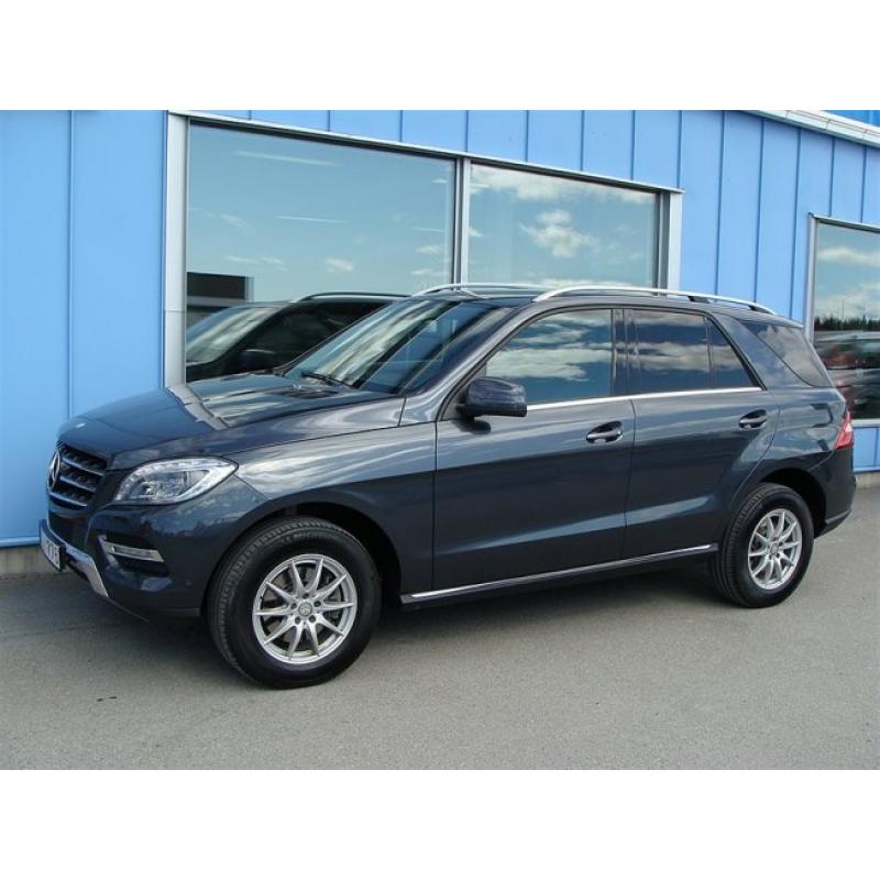 Mercedes-Benz ML 350 CDI Bluetec 4Matic -13