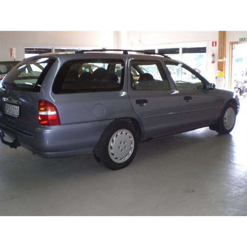 Ford Mondeo Ghia 2,0 Kombi -98