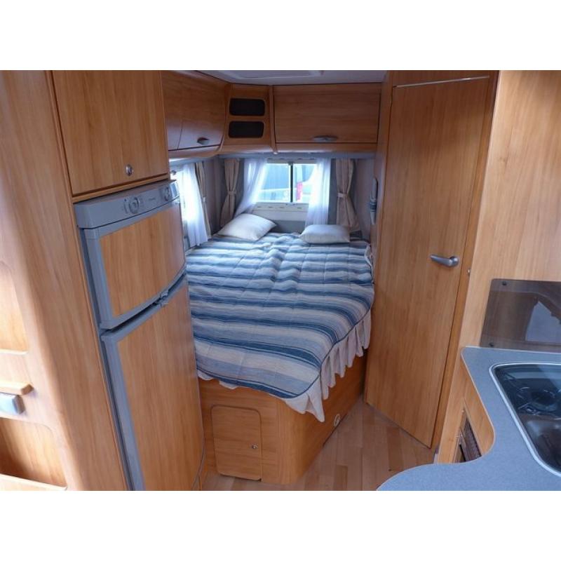 Adria Coral 650 OBS 4000 mil STor kyl frys ug