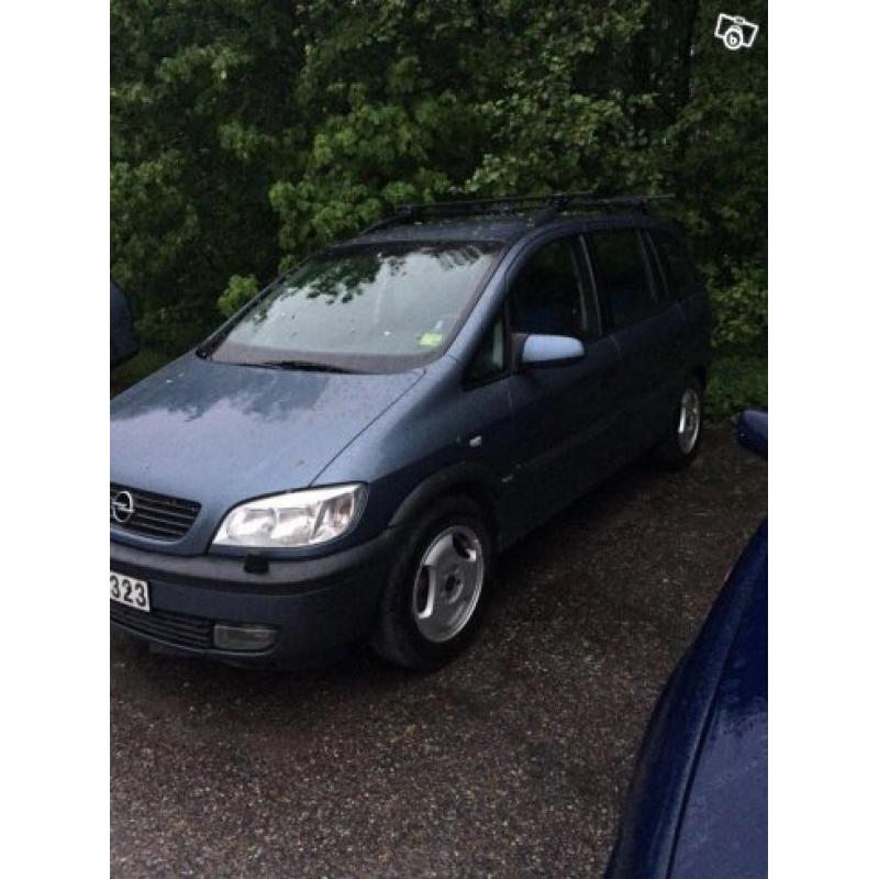 Opel Zafira ny bes till 2017-06-01. AC -00