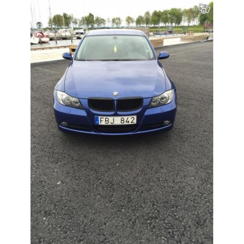 Bmw 320i i mycket fint skick -07