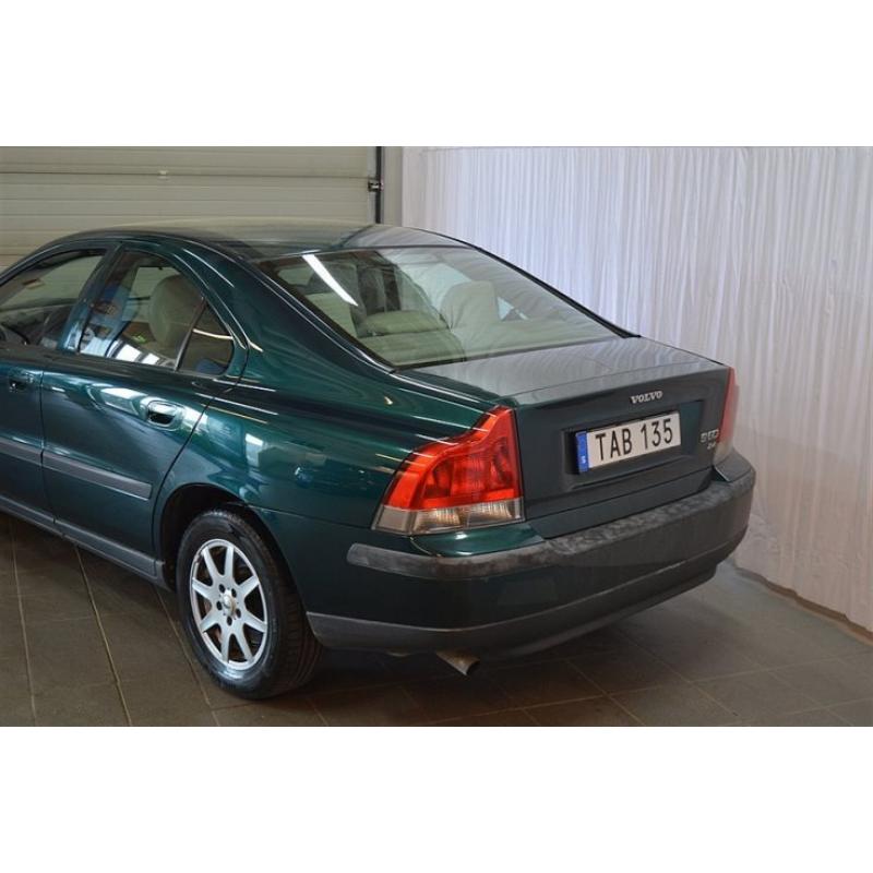 Volvo S60 2,4 170hk obs 12100mil -01