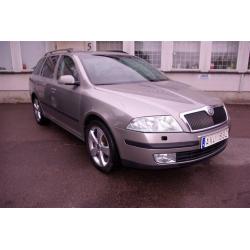 Skoda Octavia 2.0 TDi Diesel Kombi 140 hk -07