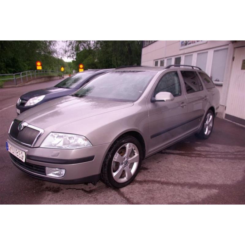 Skoda Octavia 2.0 TDi Diesel Kombi 140 hk -07