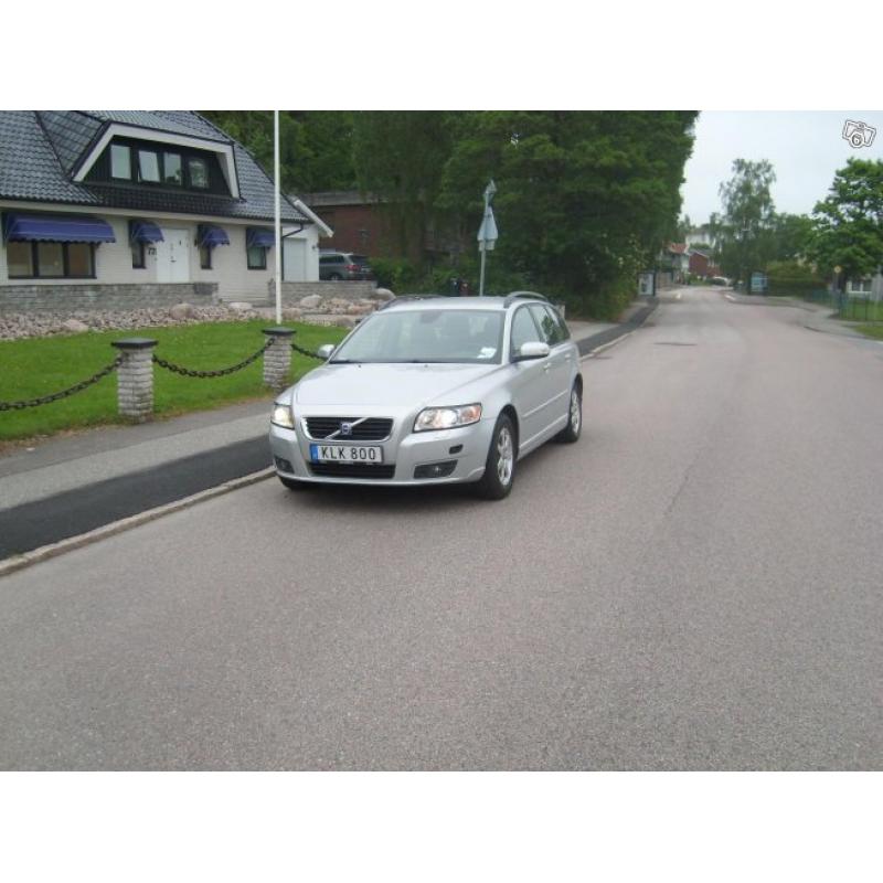 Volvo V50 1,8 F Momentum 10 -10