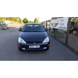 Ford Focus 1,8 Sedan,Nybesiktad -01