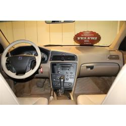 Volvo XC70 D5 163hk 4WD Automat Nya däck + du -04