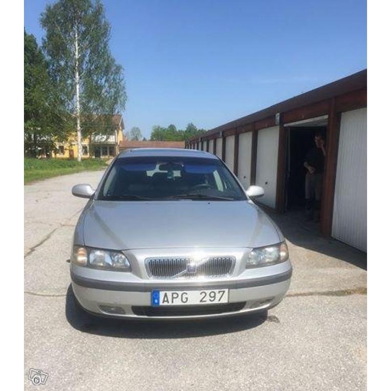 Volvo V70 2,5D -00