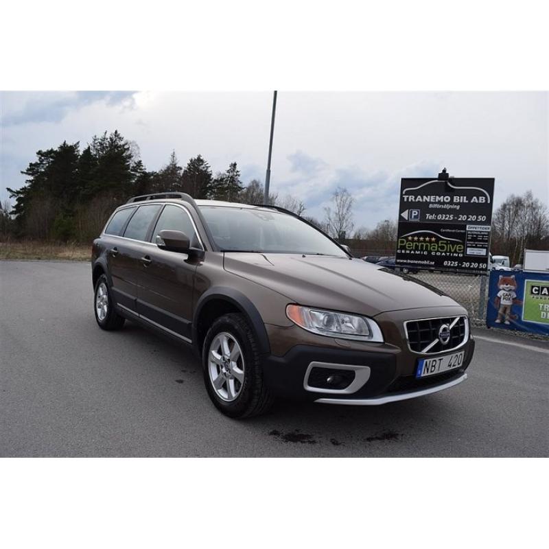 Volvo XC70 II D5 AWD Summum -13