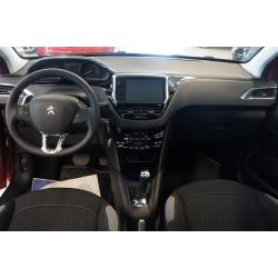 Peugeot 208 STYLE PureTech 82hk -16