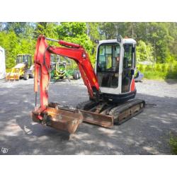 Kubota U25-3