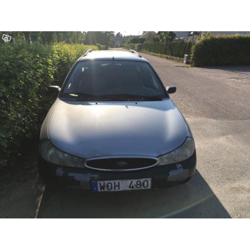 Ford Mondeo Ghia -98