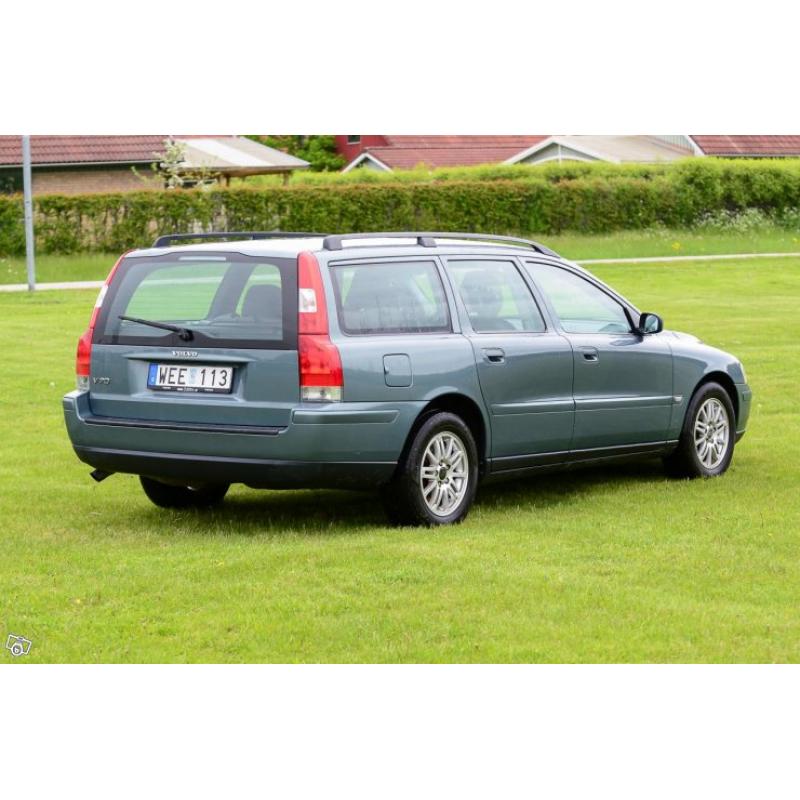 Volvo V70 2,4 -05