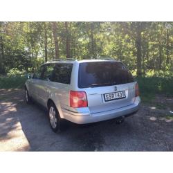 VOLKSWAGEN PASSAT 1.8T Comfortline -02