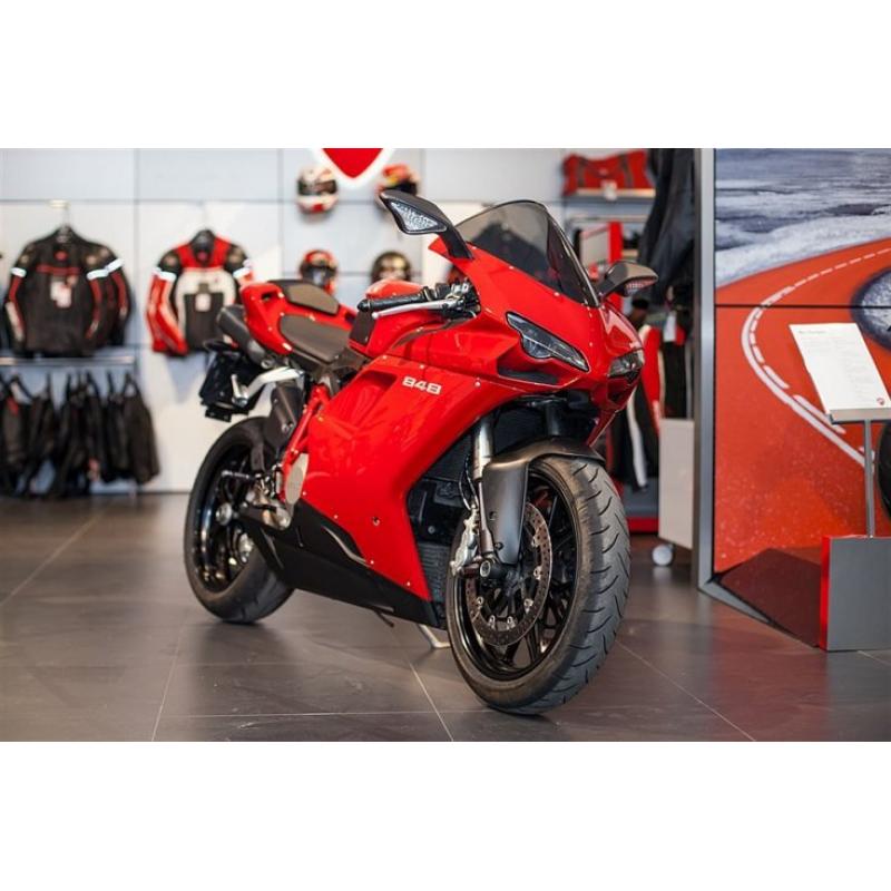 Ducati 848 -10