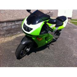 Kawasaki Zx-9R Ninja -96