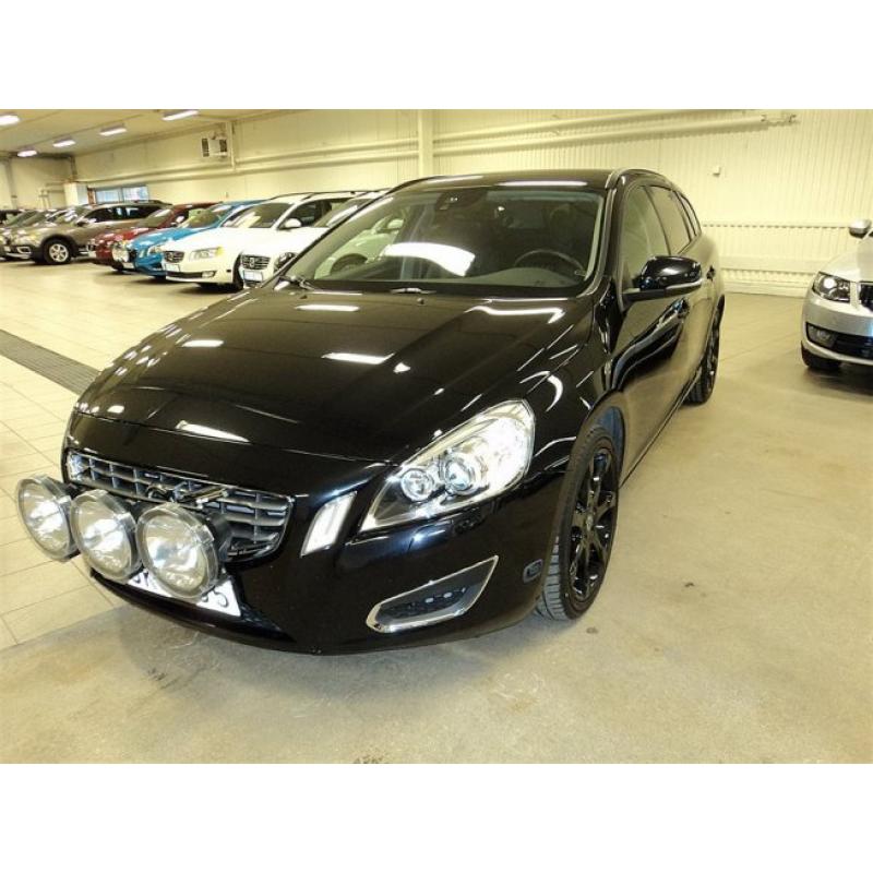 Volvo V60 D4 163 AWD Black Edition -13