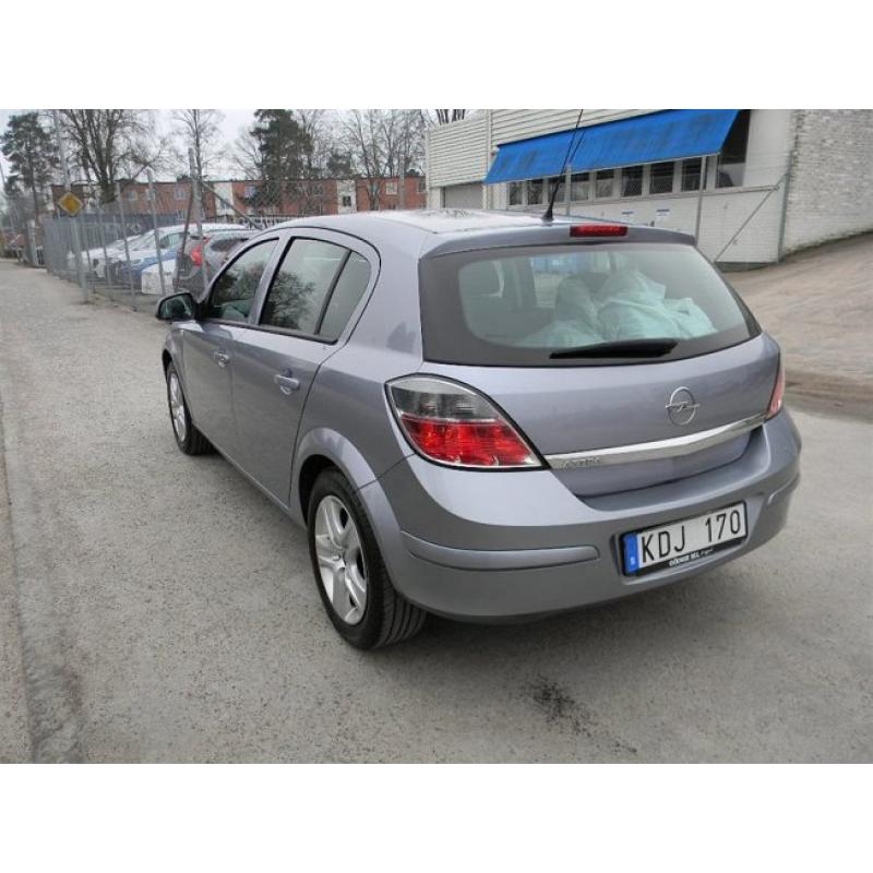 Opel Astra 1,6 Enjoy -10