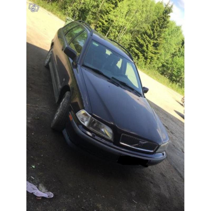 Volvo v40 1.8 -99