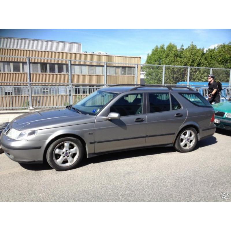 Saab 9-5 2,3T 185HK sport combi dragk -03