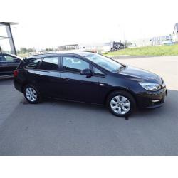 Opel Astra 1.4 Turbo Sports Tourer (140hk) -15