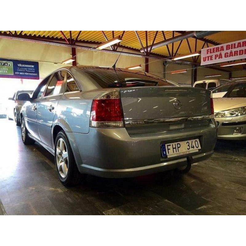 Opel Vectra 2.0 Turbo / Lågmil -07