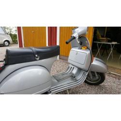 Vespa P 200 i nyskick -81