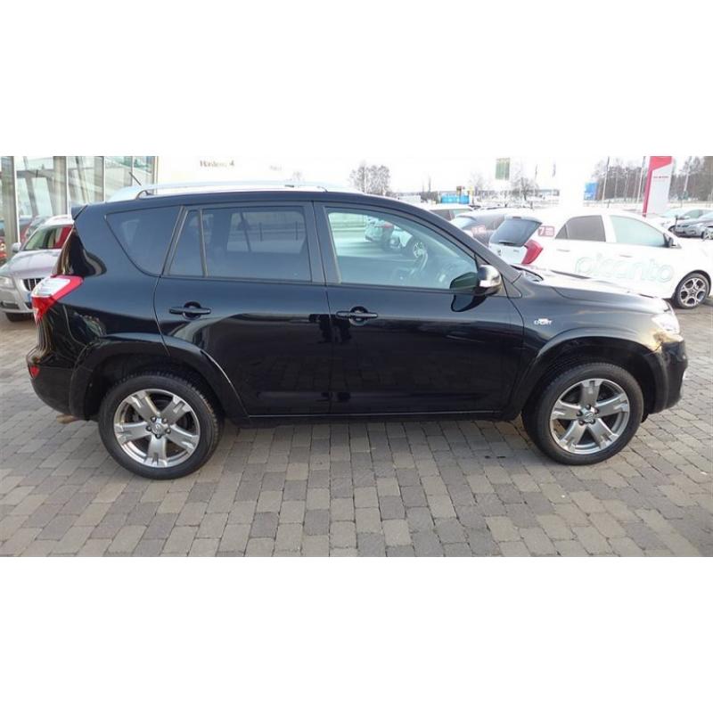 Toyota RAV4 2.2 D-4D Premium Läder-Navi-En äg -11