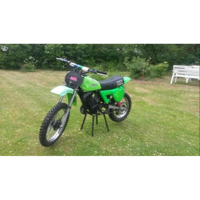 Kawasaki KX80 cross