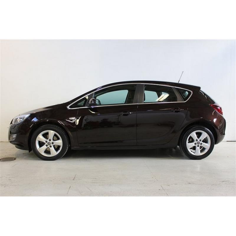 Opel Astra 1,7 CDTi 110 ecoFLEX Sport -12