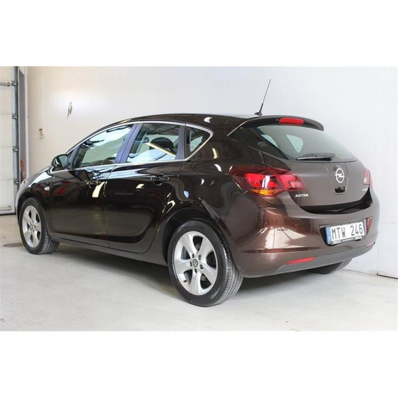 Opel Astra 1,7 CDTi 110 ecoFLEX Sport -12