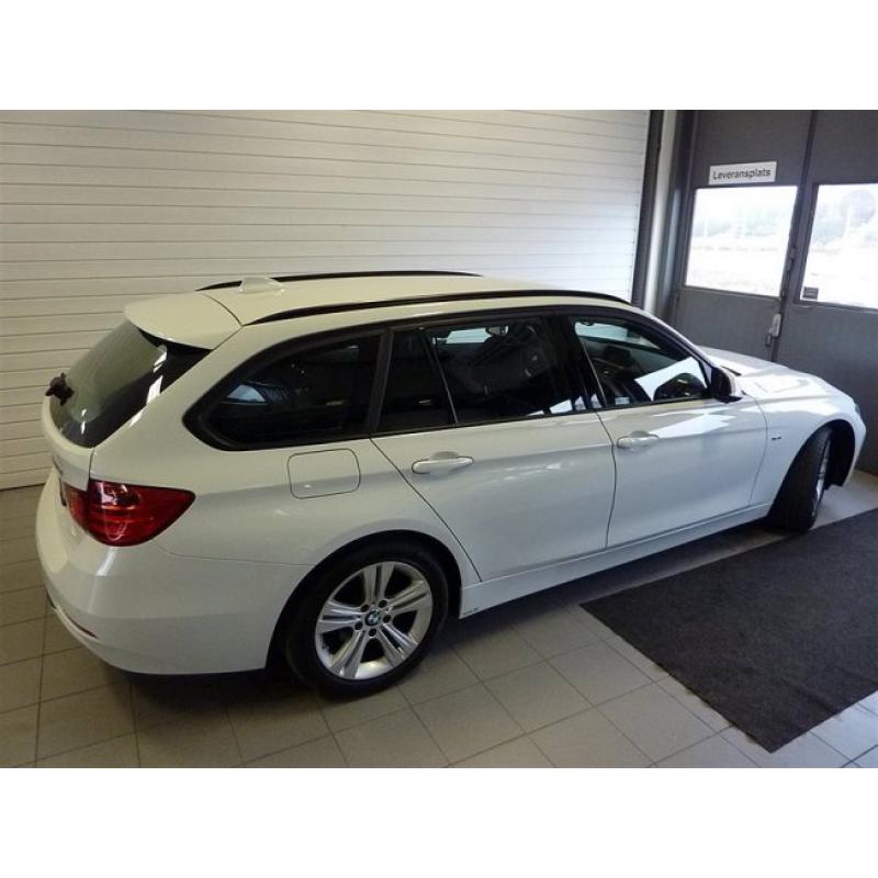 BMW 320 d Touring xDrive Sport Line -14