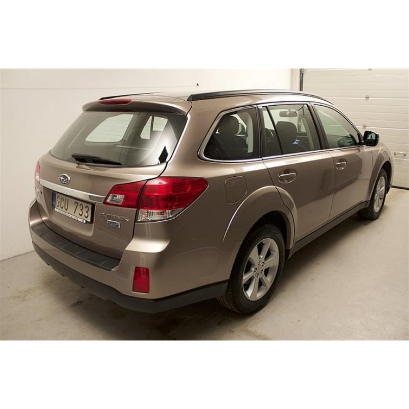 Subaru Outback 2.0D Business+ CVT AUT 4WD -13