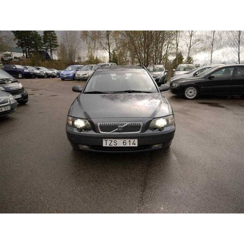 Volvo V70 2,4 / NY BES /170 HK -03