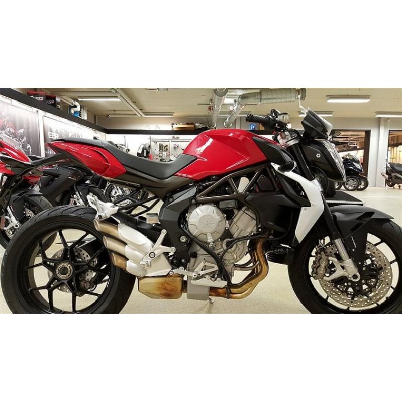 MV Agusta Brutale 675 ABS EAS | omg leverans -15