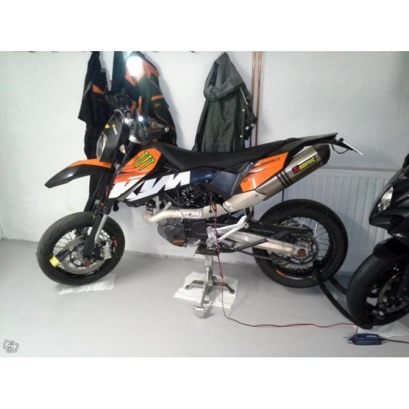 Ktm 690 smc i bra skick -09