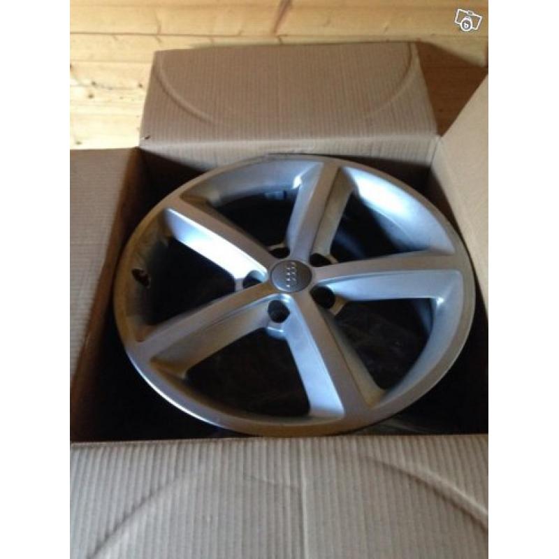 18" Audi Aluminium Originalfälgar