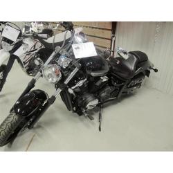 Yamaha XVS 1300 CU -15