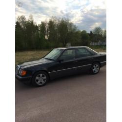 Mercedes 320E i mycket fin skick -93