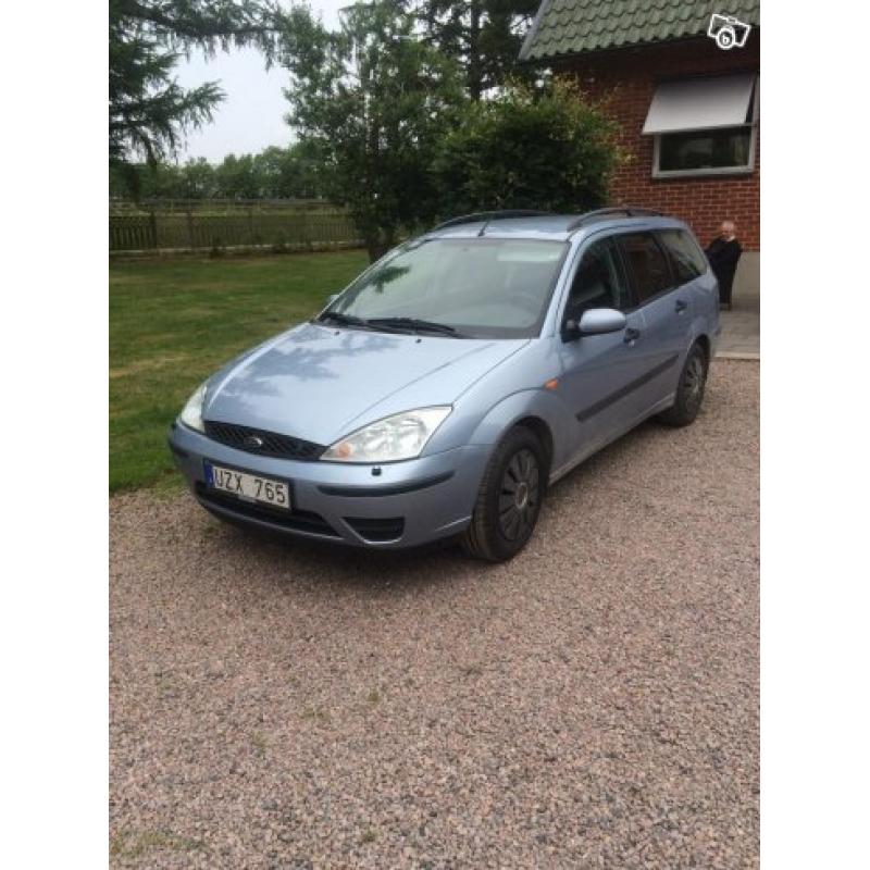 Ford Focus -04