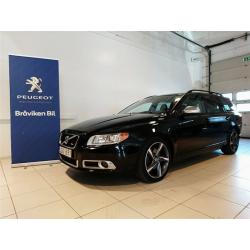 Volvo V70 II T4F R-Design AUT PDC BT ACC -12