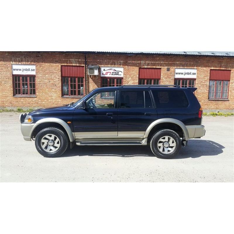 Mitsubishi Pajero Sport 3,0 V6 *Reserverad* -03