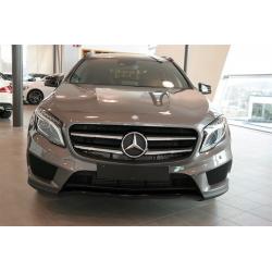 Mercedes-Benz GLA 200 d SE Edition & AMG Nig -16