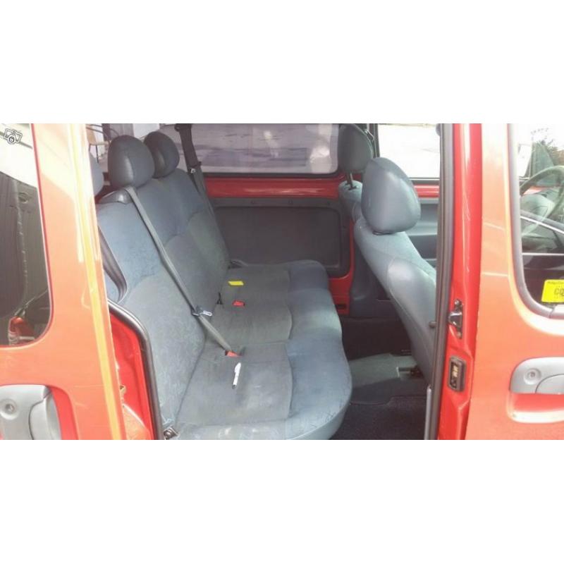 Renault Kangoo 1,4 nybesiktad nyskat nykamrem -99