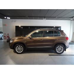 Volkswagen Tiguan -13