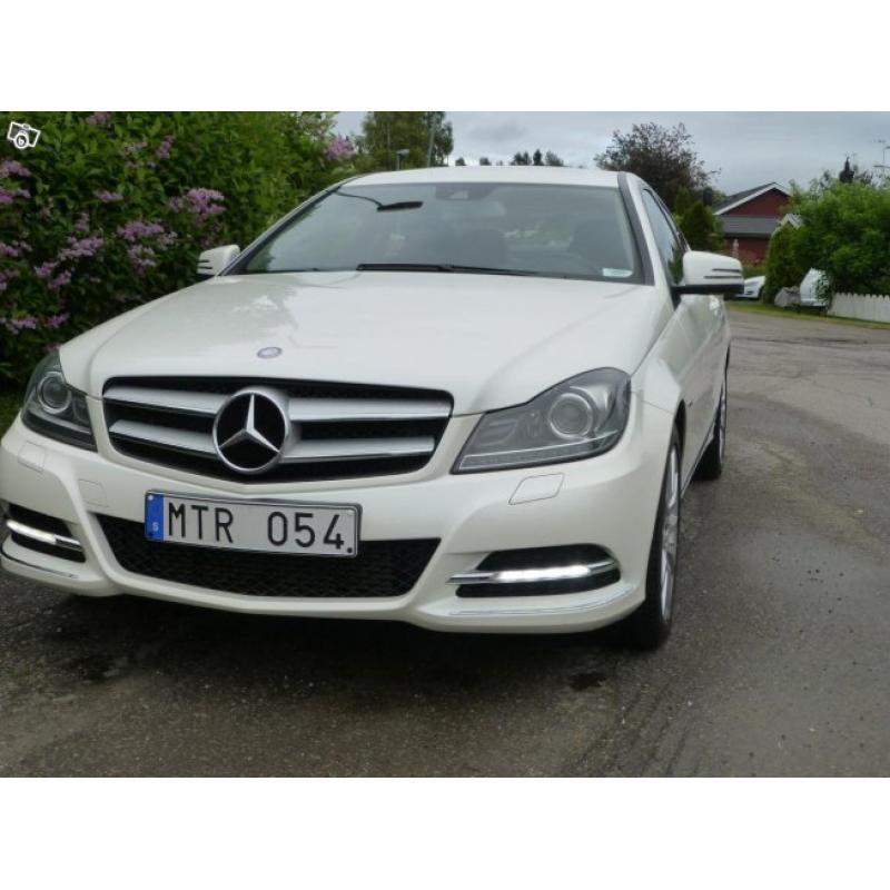 MB C 220 CDI Coupe automat -12