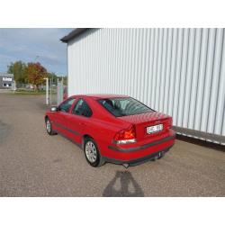 Volvo S60 2,4 170 hk -01